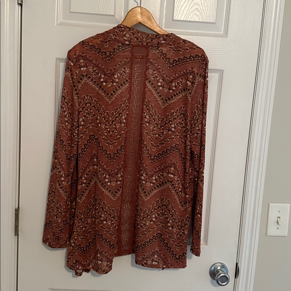 Maurice’s Cardigan - Picture 5 of 7